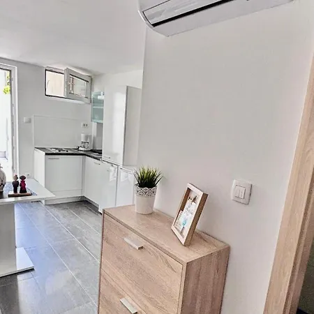 Branka *** * Сплит